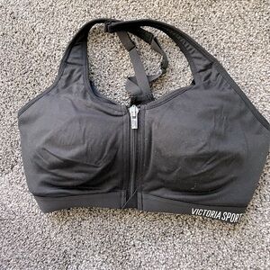 KNOCKOUT VICTORIA SECRET SPORTS BRA